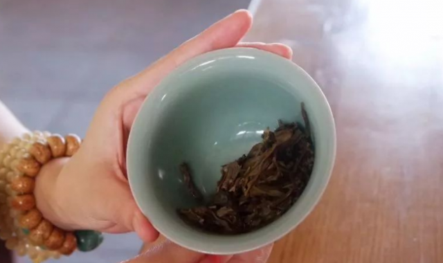 茶洞幽幽茶品凛凛